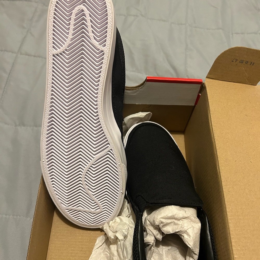 Nike Women’s Court Legacy Slip-ons